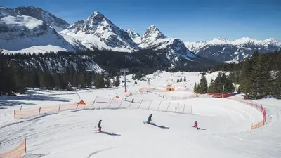 Skifahren mit der Familie in der Tiroler Zugspitz Arena