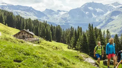 An der Mitterastenalm