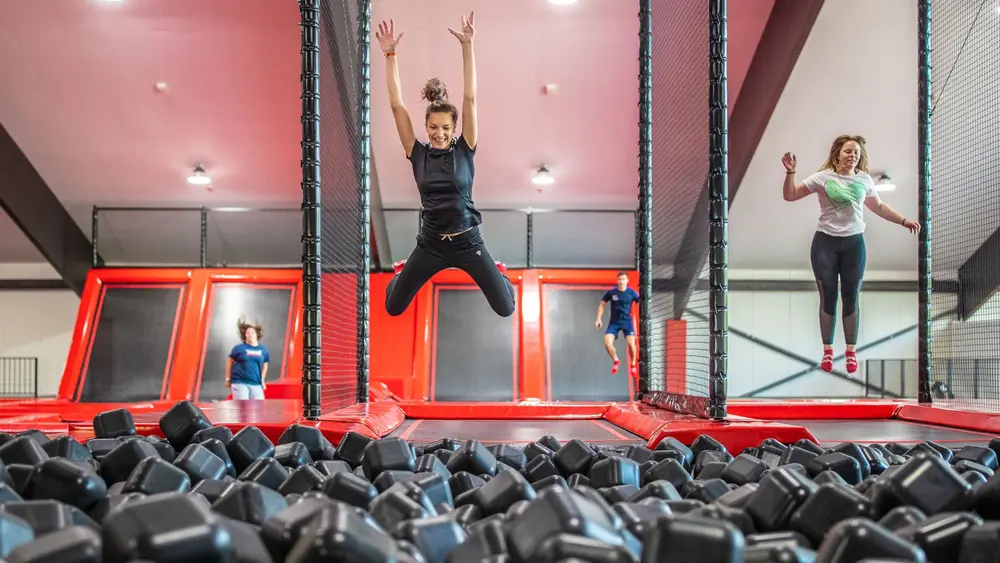 Jump & Climb Trampolinhalle