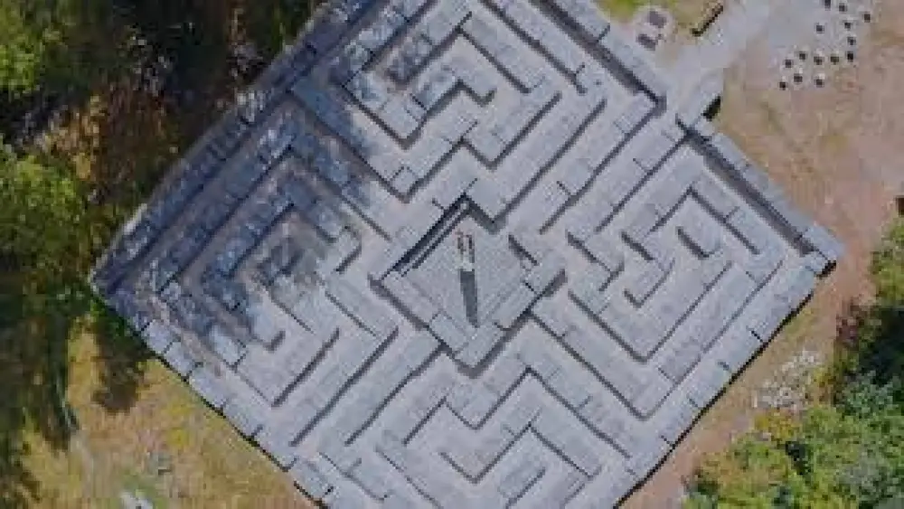 Das Granitlabyrinth am Epprechtstein in Kirchenlamitz