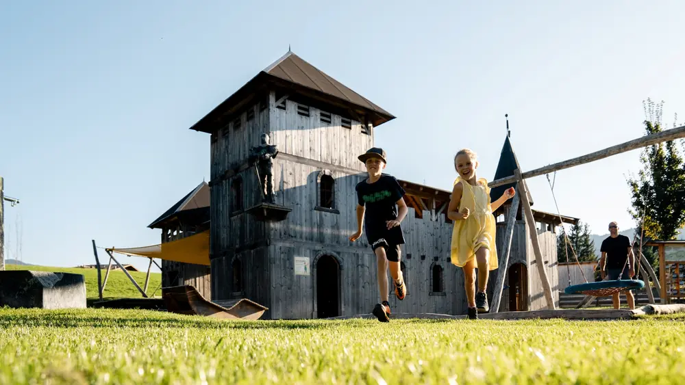 Ritterspielplatz Itter in der Region Hohe Salve