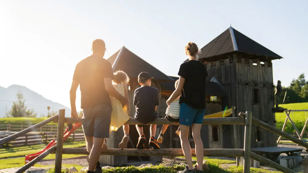 Ritterspielplatz Itter in der Region Hohe Salve