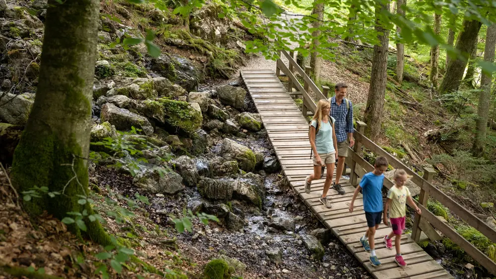 Wanderung auf dem Schmugglersteig Klobenstein