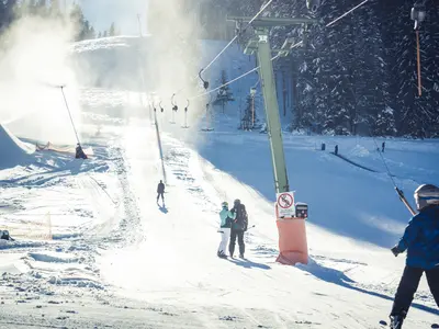 Schwarzenbachlift im Skigebiet Altglashütten © Hochschwarzwald Tourismus GmbH