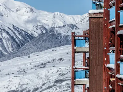 Les Arcs © Raj Bundhoo