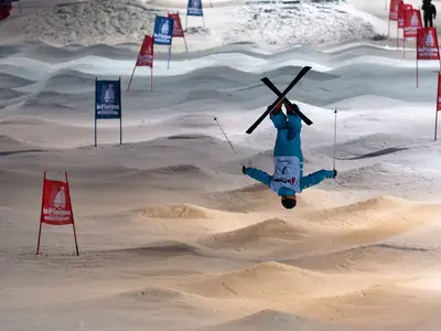 Weltcup im Buckelpiste-Fahren in La Plagne © Pierre Augier