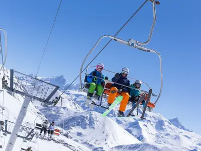 Sessellift Alpe d´Huez © LAURENT SALiNO / ALPE D'HUEZ TOURISME
