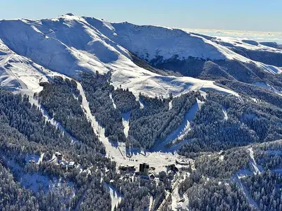 Luftaufnahme von Le Lioran © Office de Tourisme du Lioran, Foto: Thierry Marsilhac
