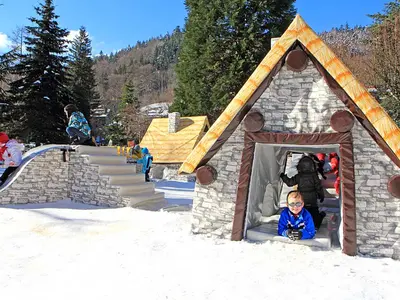 Village des P'tis Gauloises © OT Massif du Sancy