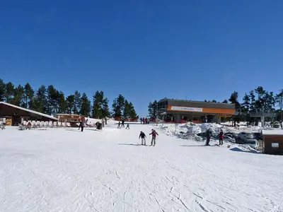 Bergstation Col del Pam in Font Romeu © Jack ma, Wikimedia Commons (CC BY-SA 3.0)