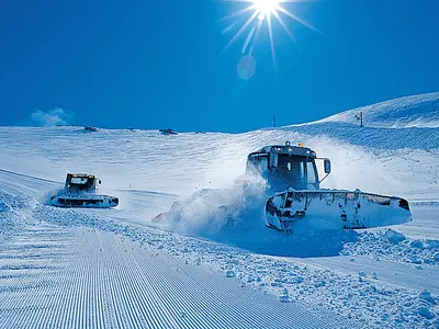 Pistenpräparation © Valloire / B. Grange