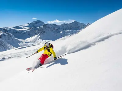 Skifahrer auf der Piste © andyparant.com