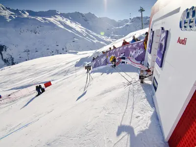 Abfahrt im Skigebiet Val d Isère © Office du Tourisme Val d Isère