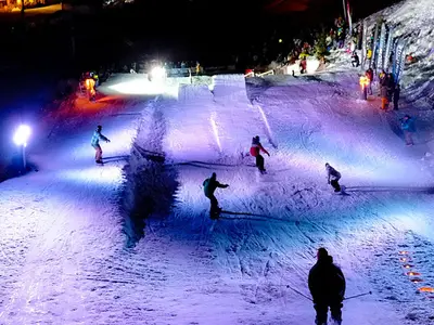 Skifahren unter Flutlicht © Avoriaz Tourisme