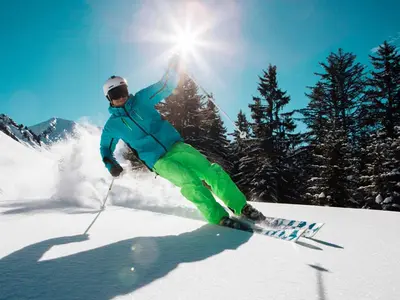 Skifahrer auf der FreeridepisteV.Poret / OT Morzine © Sam Ingles / OT Morzine