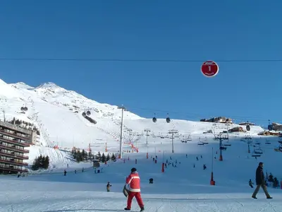 Blick auf die Piste Nr. 1 © Computerjoe via Wikimedia Commons