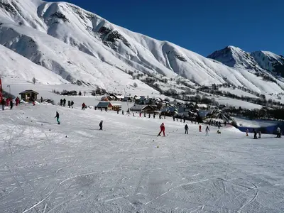 Skifahrer auf der Piste © OT St. Sorlin d'Arves