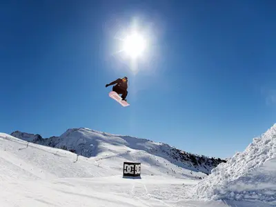 Snowboarder in Saint Lary © David Vilanova / Saint Lary Soulan