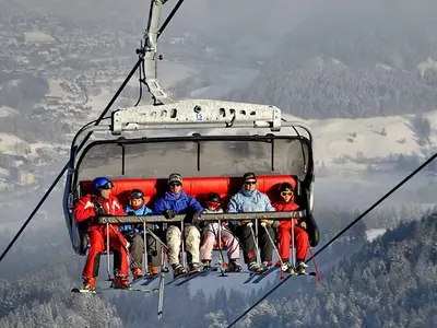 Vollbesetzte Sesselbahn in der Skiarena Steibis © Imbergbahn und Skiarena GmbH und Co KG