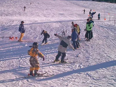 Skischule beim Dobel-Lift in Schönwald © Ferienland Schwarzwald