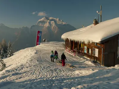 Hirschkaser-Hütte © Hochschwarzeck Bergbahn GmbH
