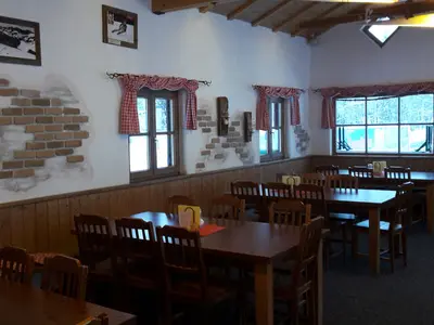 Gastraum des Imbiss © Spieserlifte Unterjoch