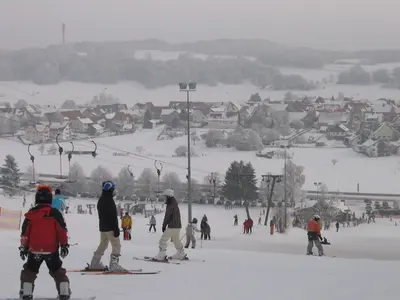 Blick die Piste hinab am Skilift Donnstetten © Bobbahn & Skilifte Donnstetten GmbH