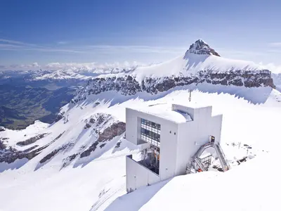 Blick auf Botta im Skigebiet Glacier 3000 © Gstaad Saanenland Tourismus