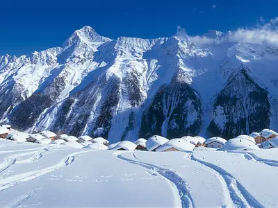Skispuren auf der Lauchernalp © Switzerland Tourism / Christof Sonderegger
