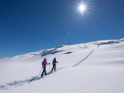 Schneeschuhwandern gehört am Pizol zu den beliebten Winteraktivitäten © Pizolbahnen AG