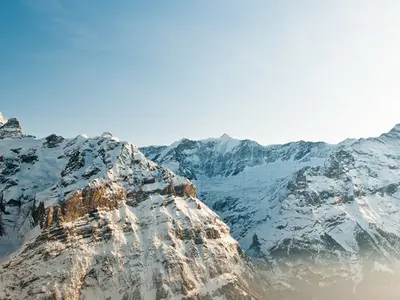 Schreckhorn und Eiger © Jungfrau Ski Region