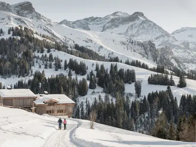 Schneeschuhwandern in Gstaad © Destination Gstaad