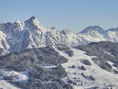Winterliche Landschaft im Skicircus Saalbach Hinterglemm Leogang Fieberbrunn © saalbach.com / Daniel Roos