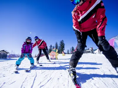 Spielerisch Skifahren lernen in der Sportwelt © Salzburger Sportwelt