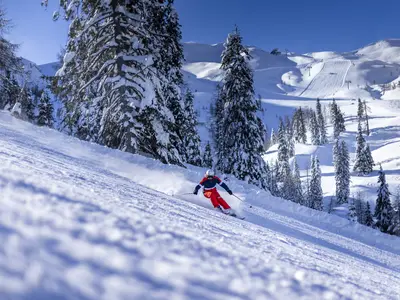 Skifahrer auf den Pisten am Nassfeld © Martin Lugger