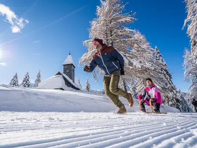 Rodeln gehört am Nassfeld zu den beliebten Winteraktivitäten © Peter Maier