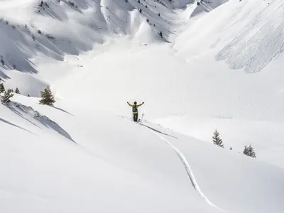 Freeriden in Warth-Schröcken © Julian Rohn