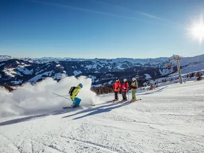Skifahren mit Freunden am Schatzberg © Ski Juwel Alpbachtal Wildschönau