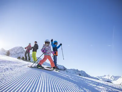 Skispaß für die ganze Familie in Hochoetz © Bergbahnen Hochoetz &ndash; Daniel Zangerl