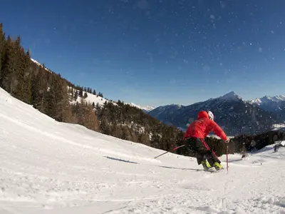 Skifahrer im Skigebiet Imst © Imst Tourismus/Martin Lugger