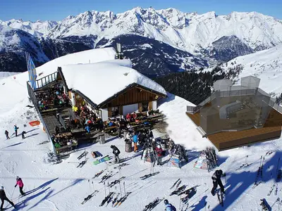 Luftaufnahme der Bergstation See-Paznaun mit der geplanten Skybar © Bergbahnen See
