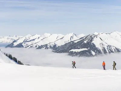 Schneeschuhtour mit Guide in Sonntag Stein  © Alex Kaiser - Alpenregion Bludenz Tourismus GmbH