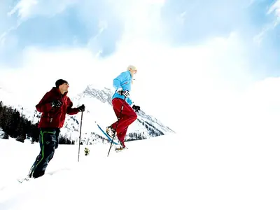 Schneeschuhwanderer in Ski Zillertal 3000 © www.tux.at