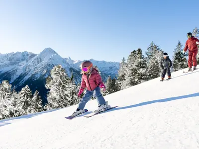 Familienskifahren am Penken © Mayrhofner Bergbahnen
