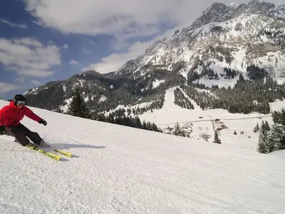Skifahrer auf der Piste © TVB Tannheimer Tal / Ehn Wolfgang
