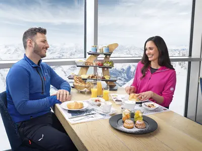 Gipfelfrühstück © Gletscherbahnen Kaprun AG / Stefan Wascher