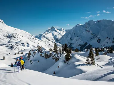 Schneeschuhwandern in Lech-Zürs © Lech ZürsTourismus by Christoph Schoech