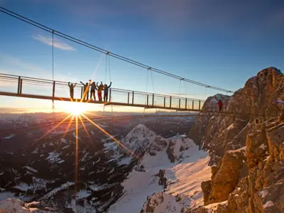 Die Hängebrücke am Dachsteingletscher © Schladming-Dachstein.at/raffalt