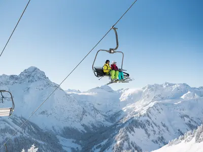 Sessellift im Skigebiet Ifen-Heuberg-Walmendingerhorn © OBERSTDORF·KLEINWALSERTAL BERGBAHNEN