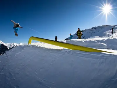Snowboarder im Snowpark Gastein © Gasteiner Bergbahnen AG